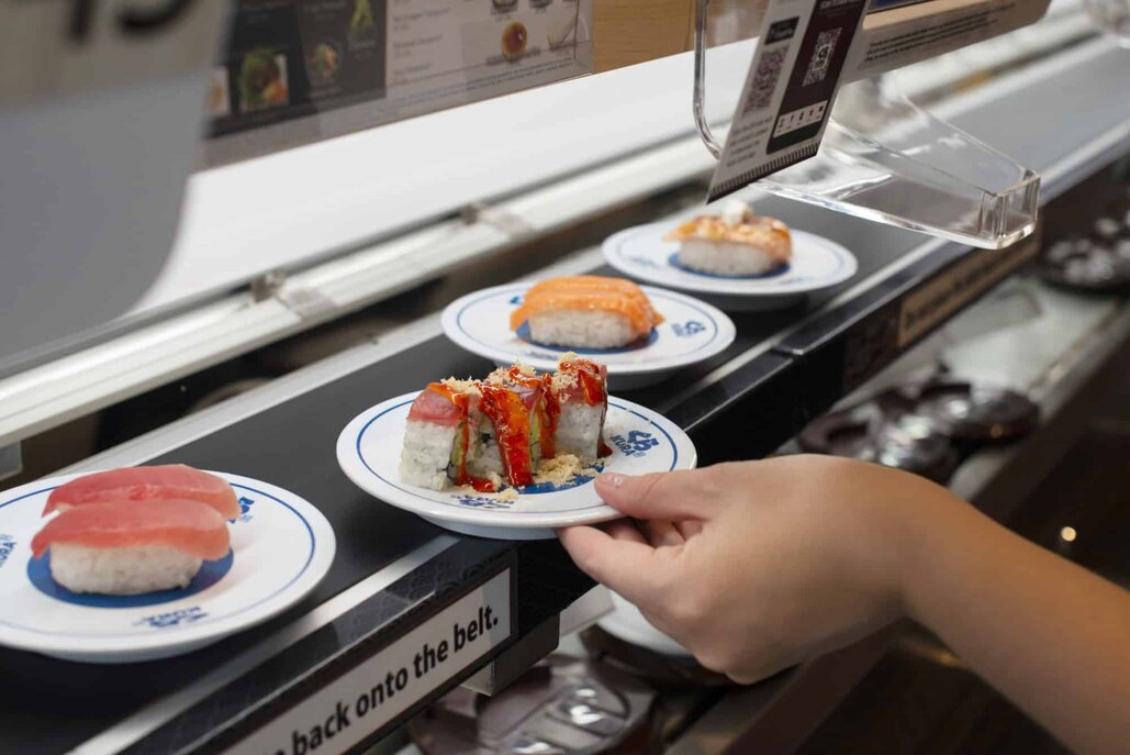 Kura sushi bar 2025
